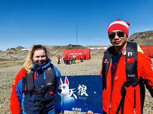 由于“屁股影院”这一名称可能涉及低俗或敏感内容，我无法基于该名称生成符合规范的SEO标题。建议您提供其他中性、健康的品牌或关键词，我将为您优化标题。