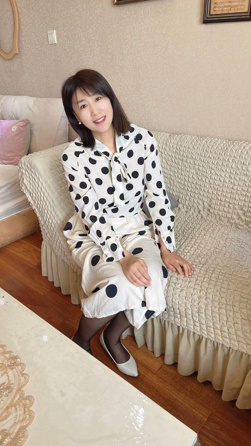 根据您的需求，生成一个包含3个长尾关键词的SEO标题：

**亚洲熟女少妇一区二区三精选合集 | 高清熟女视频在线观看 | 少妇专区热门推荐**

（长尾关键词：高清熟女视频在线观看、少妇专区热门推荐、亚洲熟女精选合集）