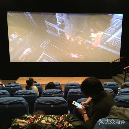 免费VIP影院在线观看 - 高清无广告影视资源、最新热门大片免费追剧